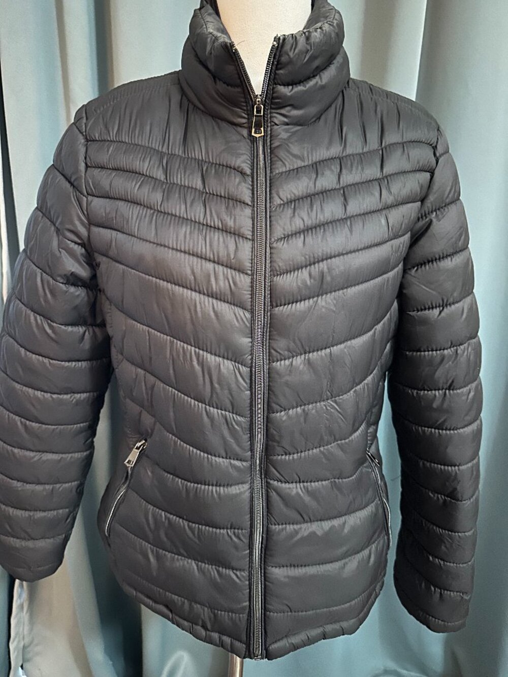 Arkitect Women’s Black Puffer Jacket Size L Quilted Full Zip Lightweight Coat